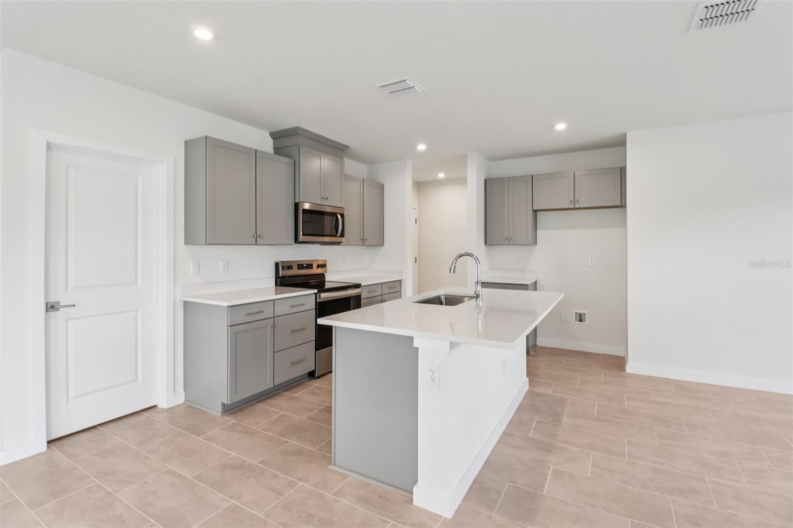 6446 HORSESHOE LANE WAY, ST CLOUD, FL, 34773