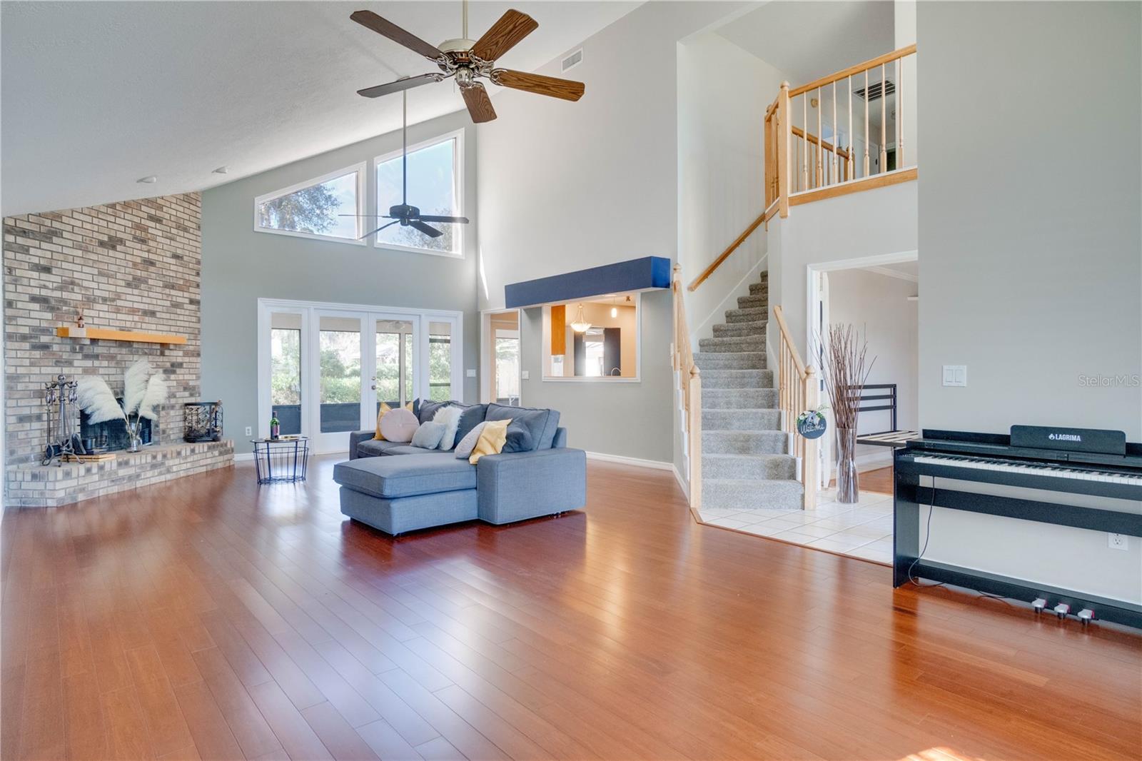 511 LAKE CHARM DR, OVIEDO, FL, 32765