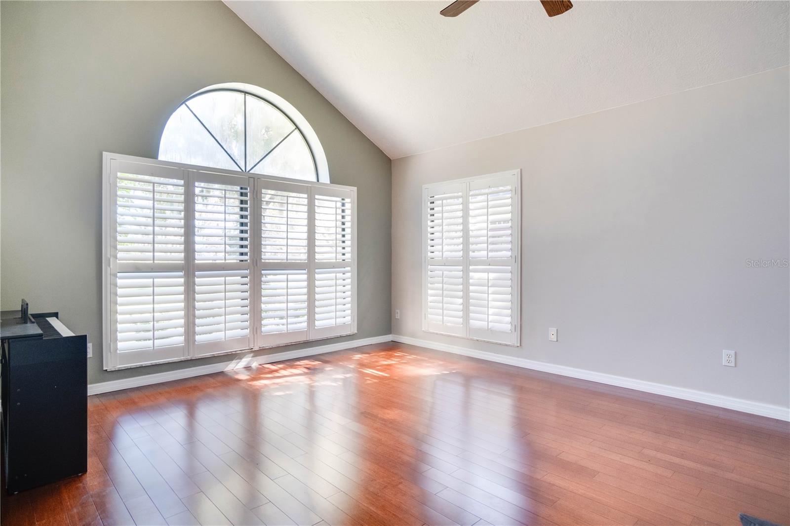 511 LAKE CHARM DR, OVIEDO, FL, 32765