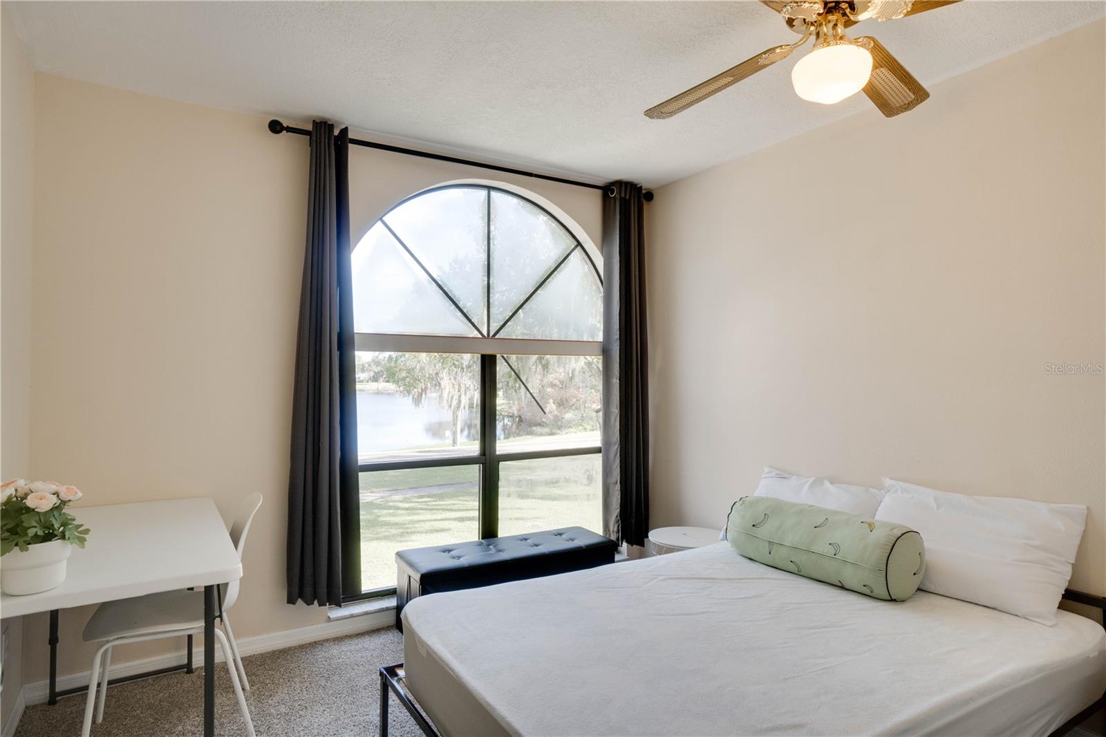 511 LAKE CHARM DR, OVIEDO, FL, 32765