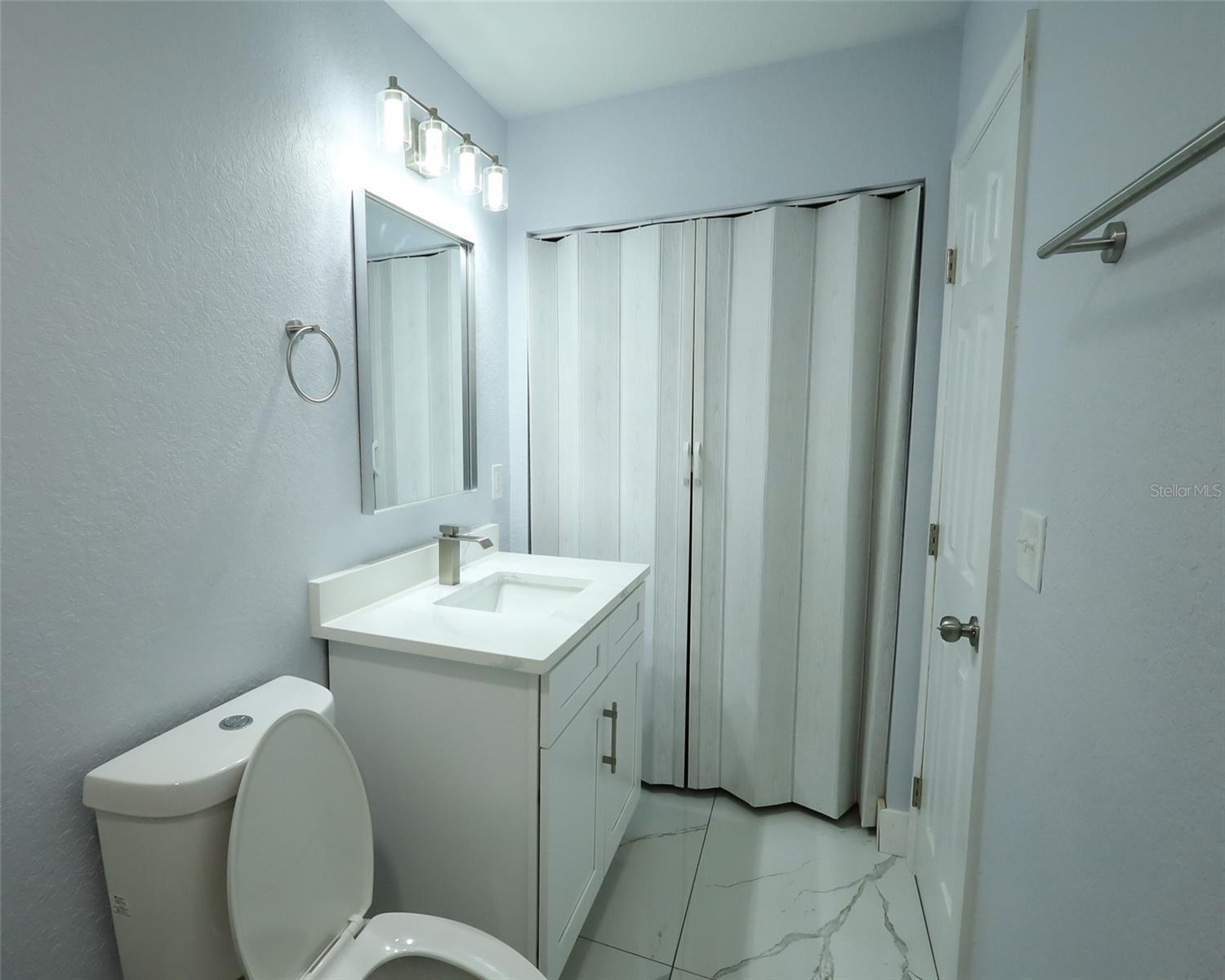 4008 E HANLON ST, TAMPA, FL, 33617
