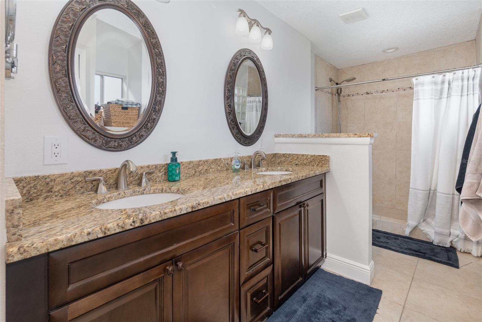 6341 EDGE O GROVE CIR, ORLANDO, FL, 32819