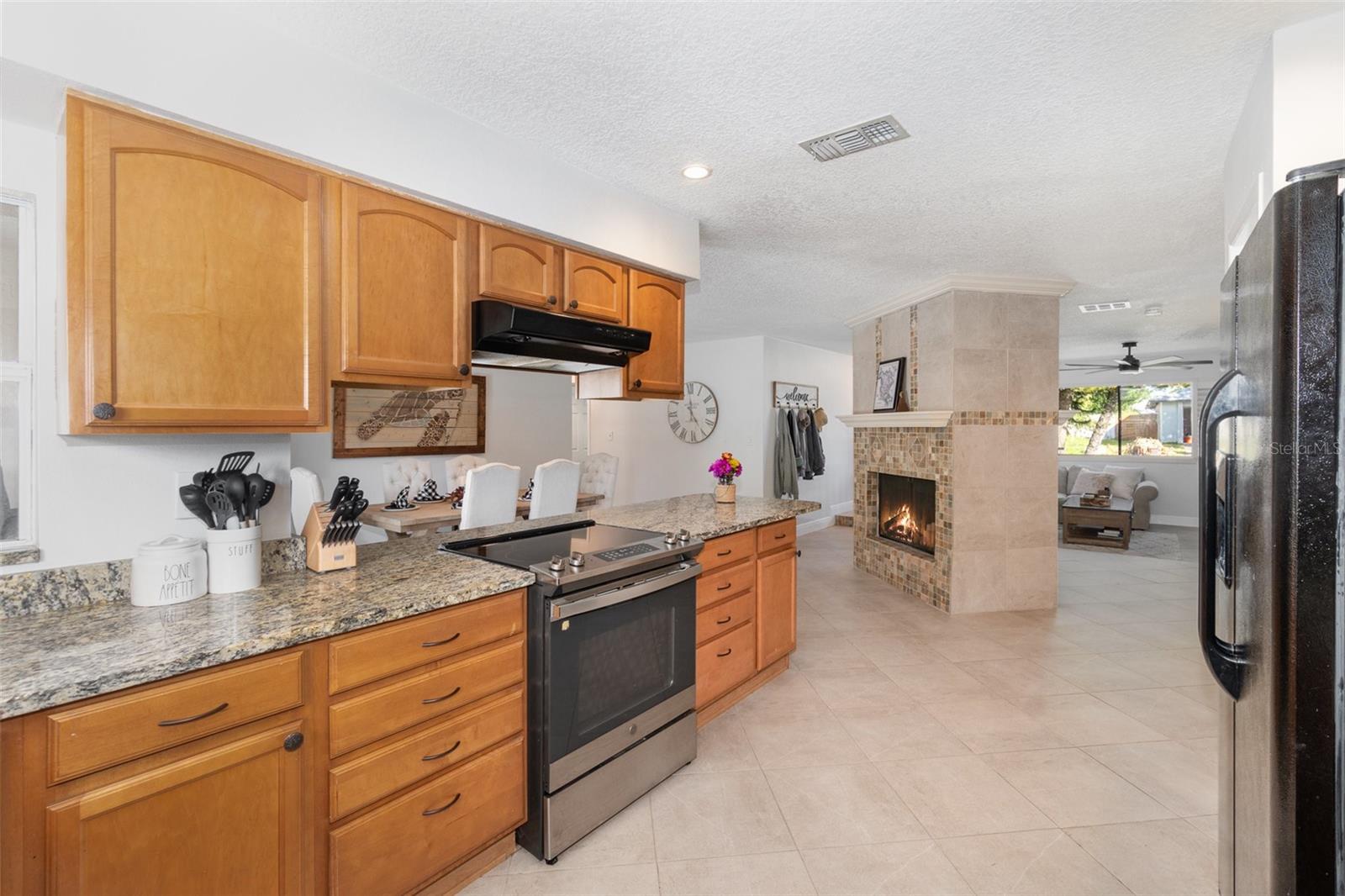 6341 EDGE O GROVE CIR, ORLANDO, FL, 32819