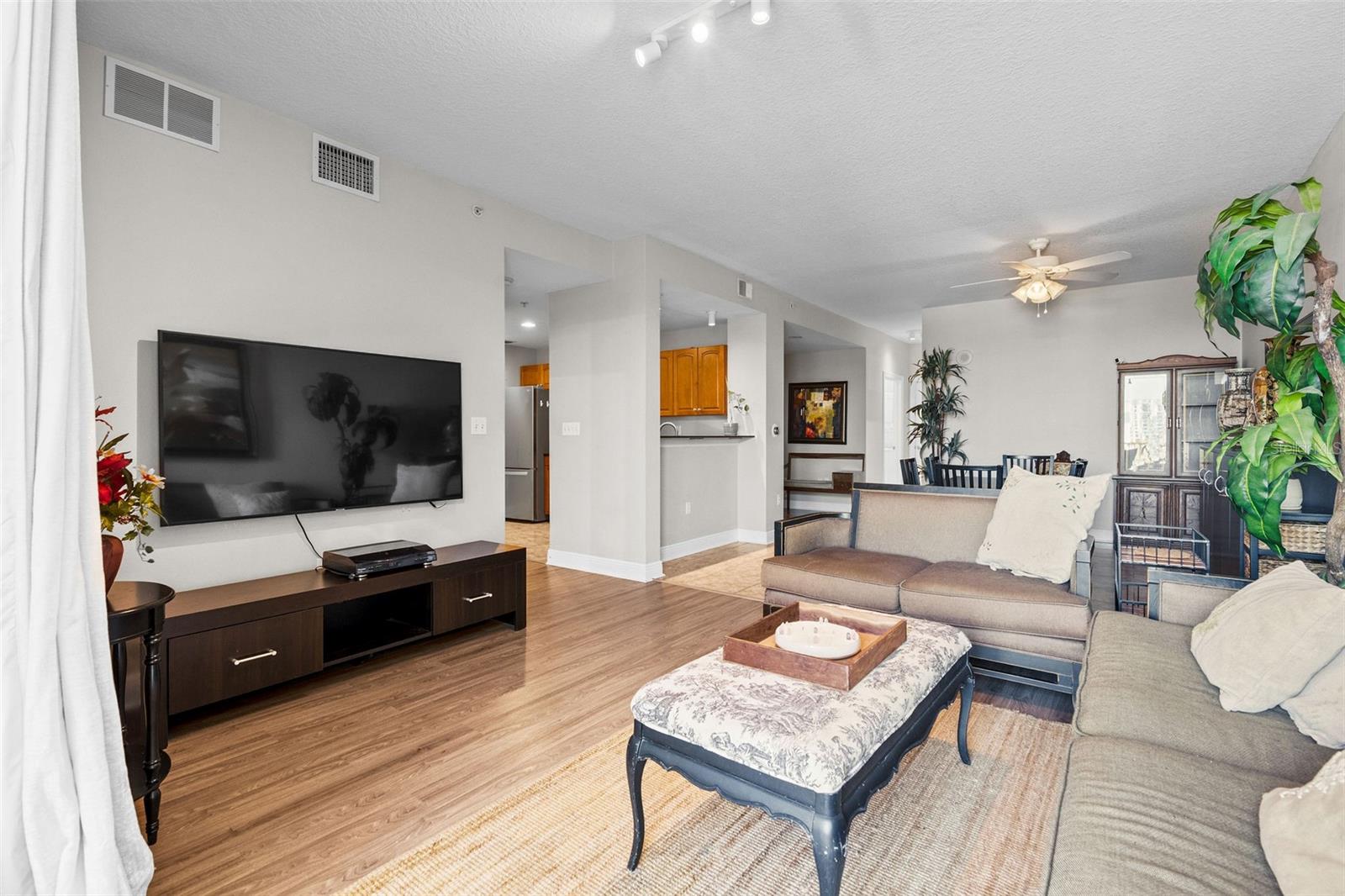 628 CLEVELAND ST #612, CLEARWATER, FL, 33755