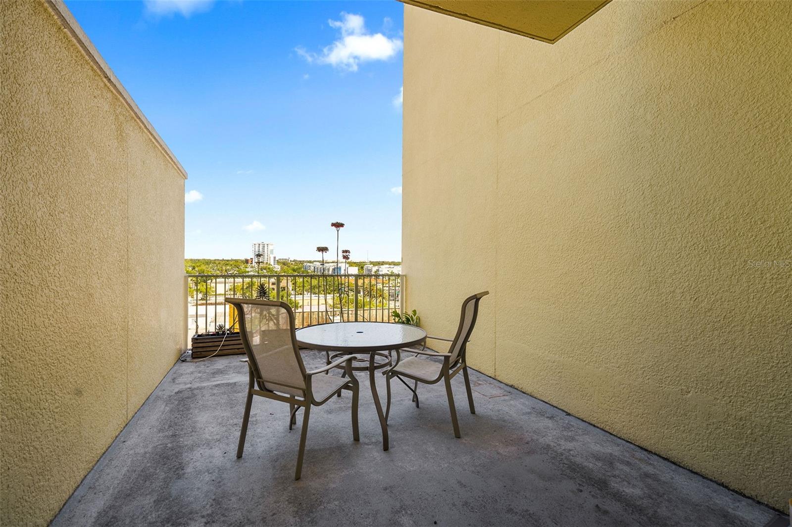 628 CLEVELAND ST #612, CLEARWATER, FL, 33755