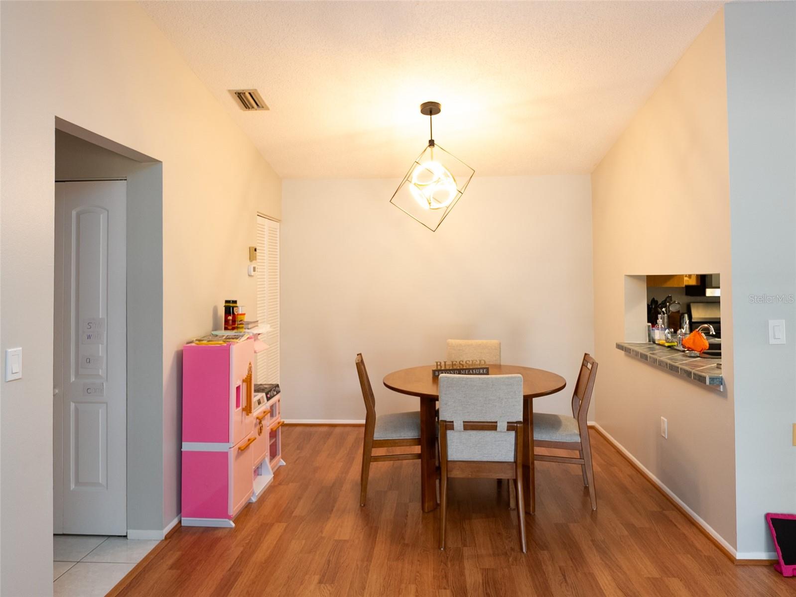 5671 GARDENS DR #202, SARASOTA, FL, 34243