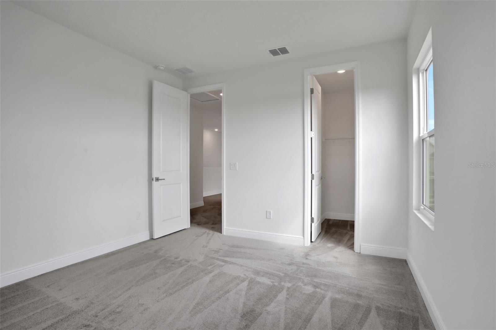 200 EAGLESTON LN, SARASOTA, FL, 34240