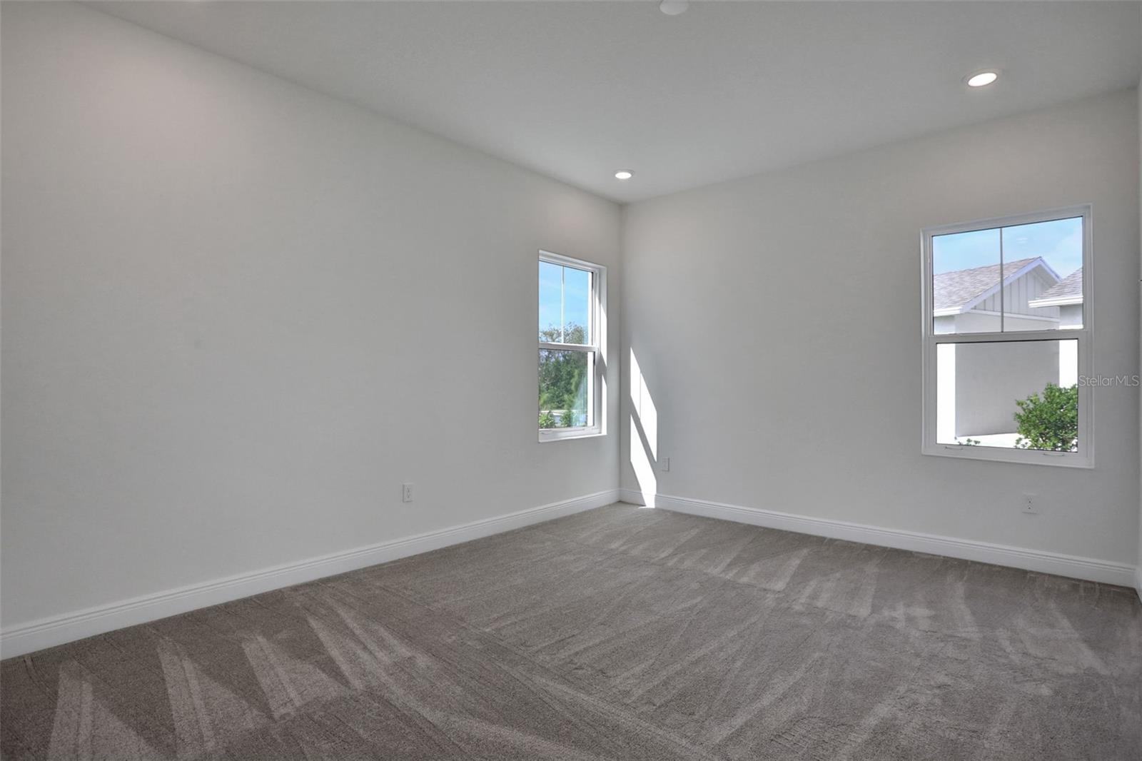 200 EAGLESTON LN, SARASOTA, FL, 34240