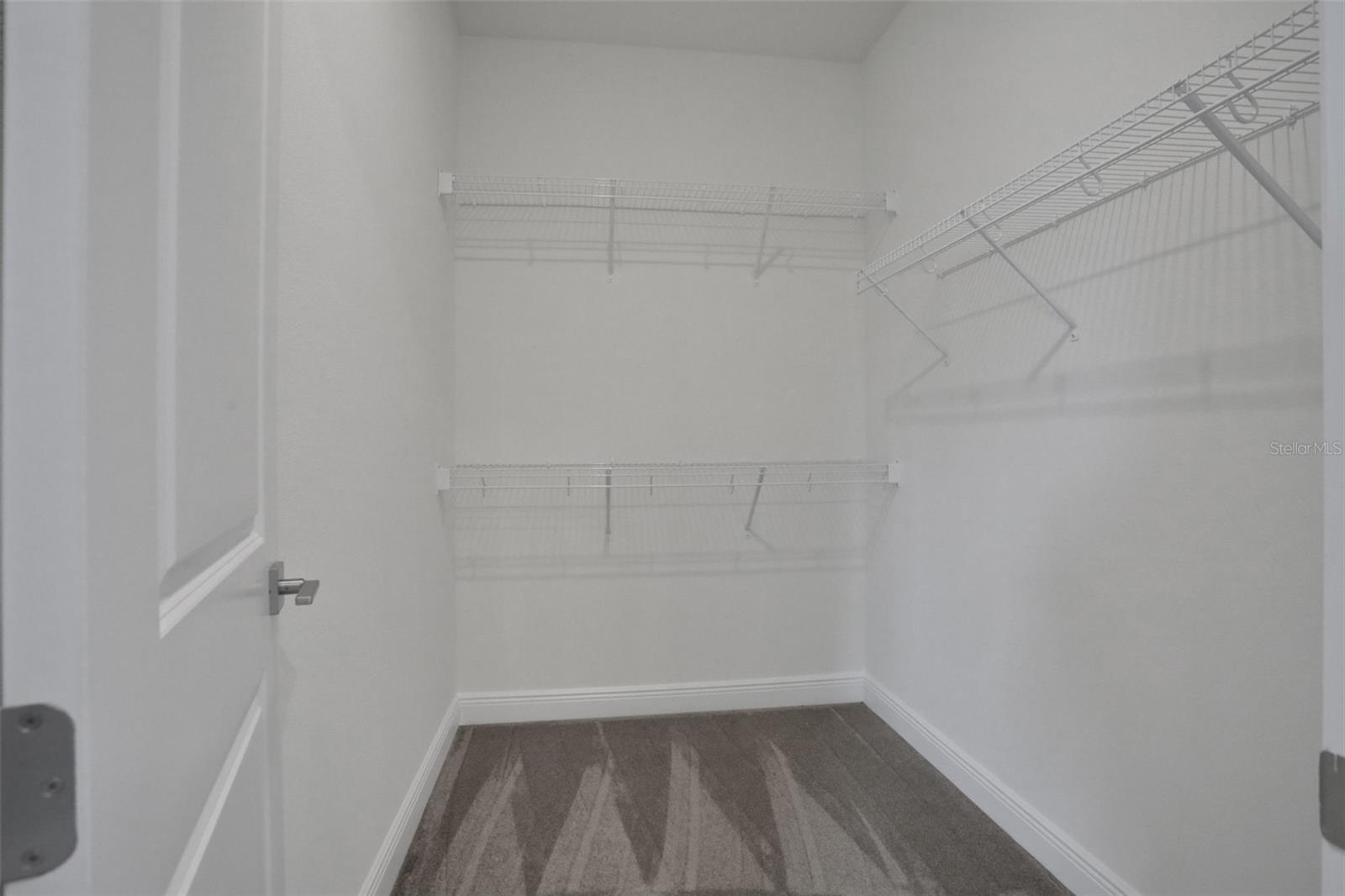 200 EAGLESTON LN, SARASOTA, FL, 34240