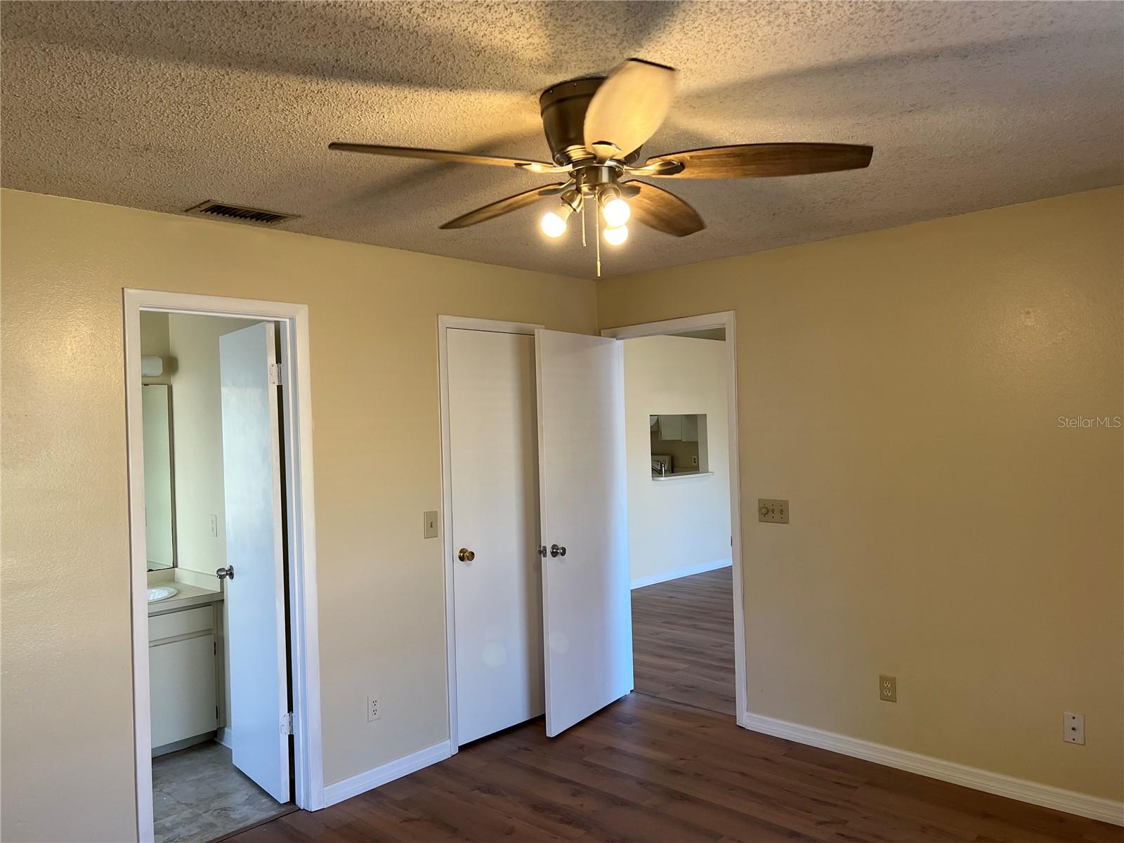 2408 FABRY CIR, ORLANDO, FL, 32817