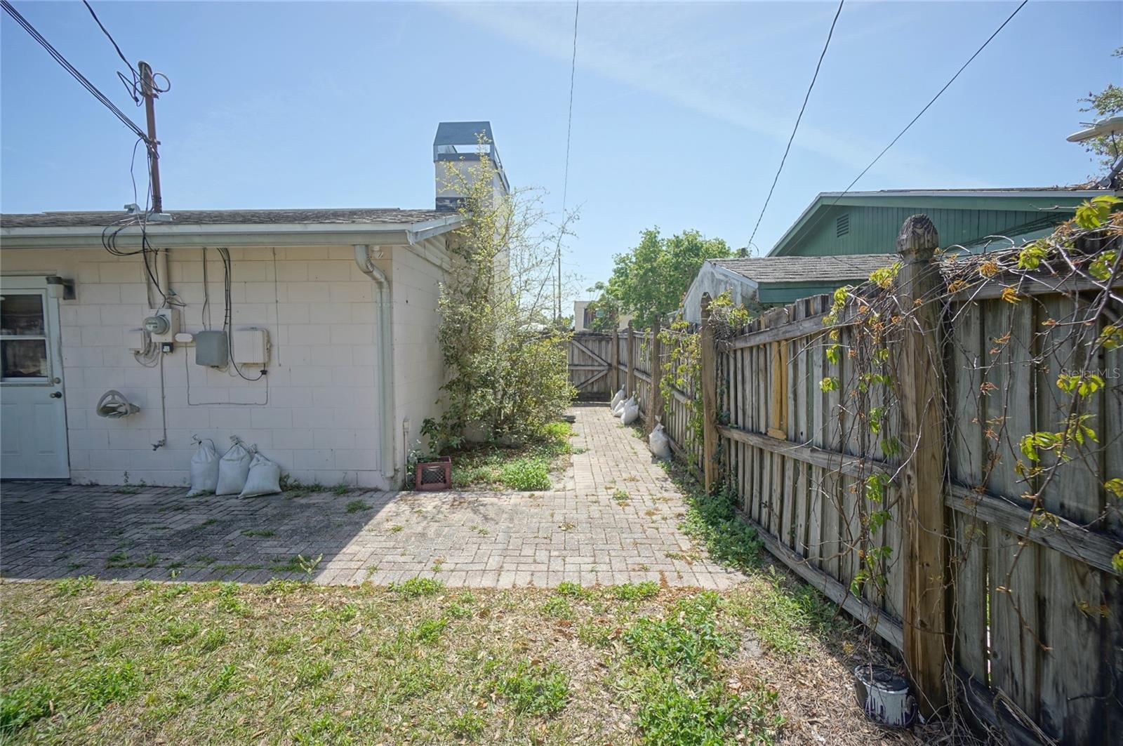 9151 FAIRWEATHER DR, LARGO, FL, 33773