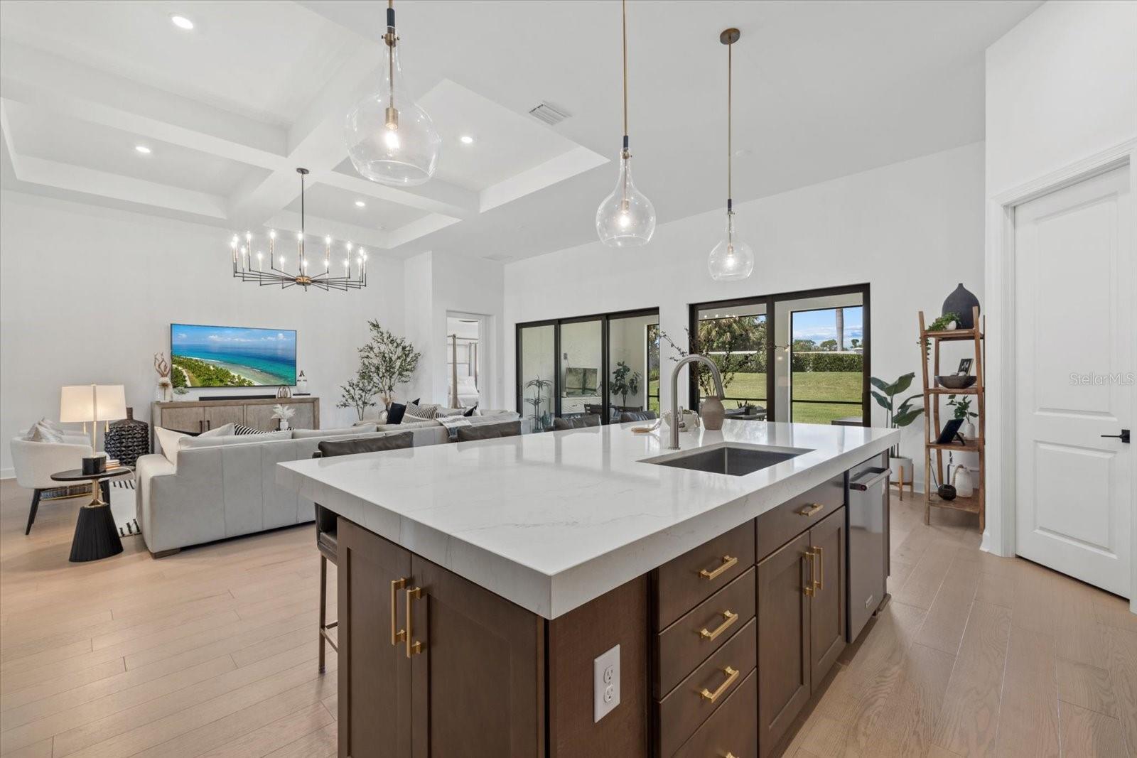7765 GRANDE SHORES DR, SARASOTA, FL, 34240