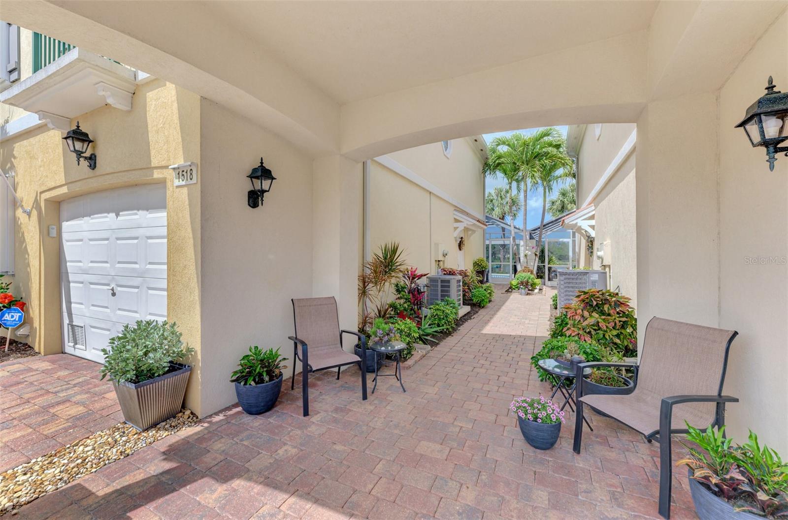 1518 BURGOS DR, SARASOTA, FL, 34238