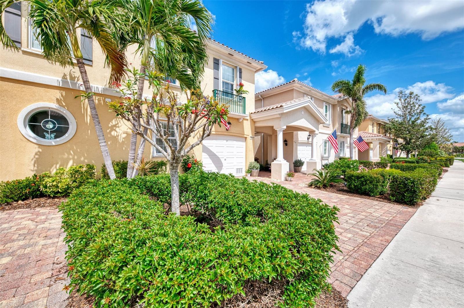 1518 BURGOS DR, SARASOTA, FL, 34238