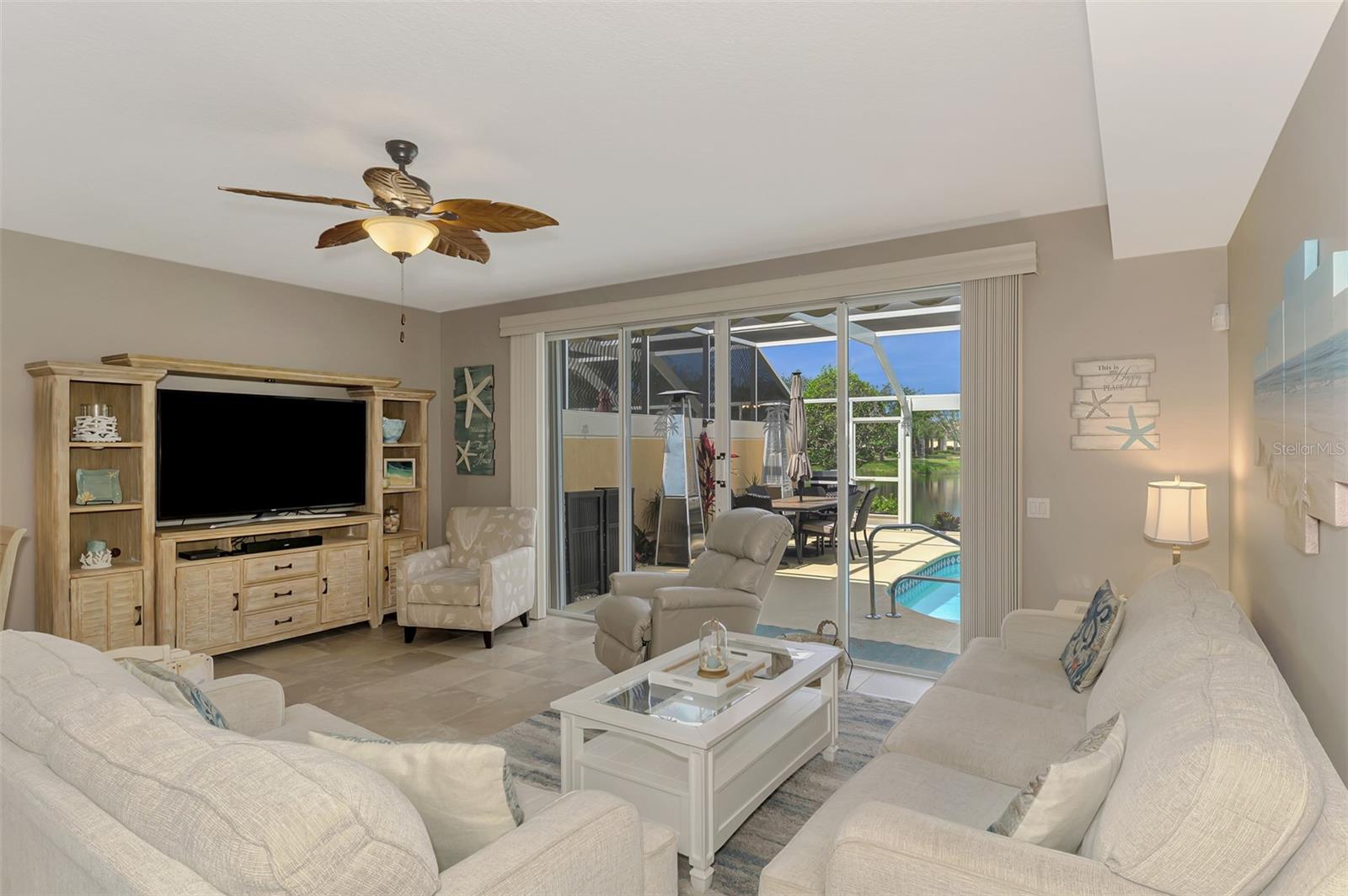 1518 BURGOS DR, SARASOTA, FL, 34238