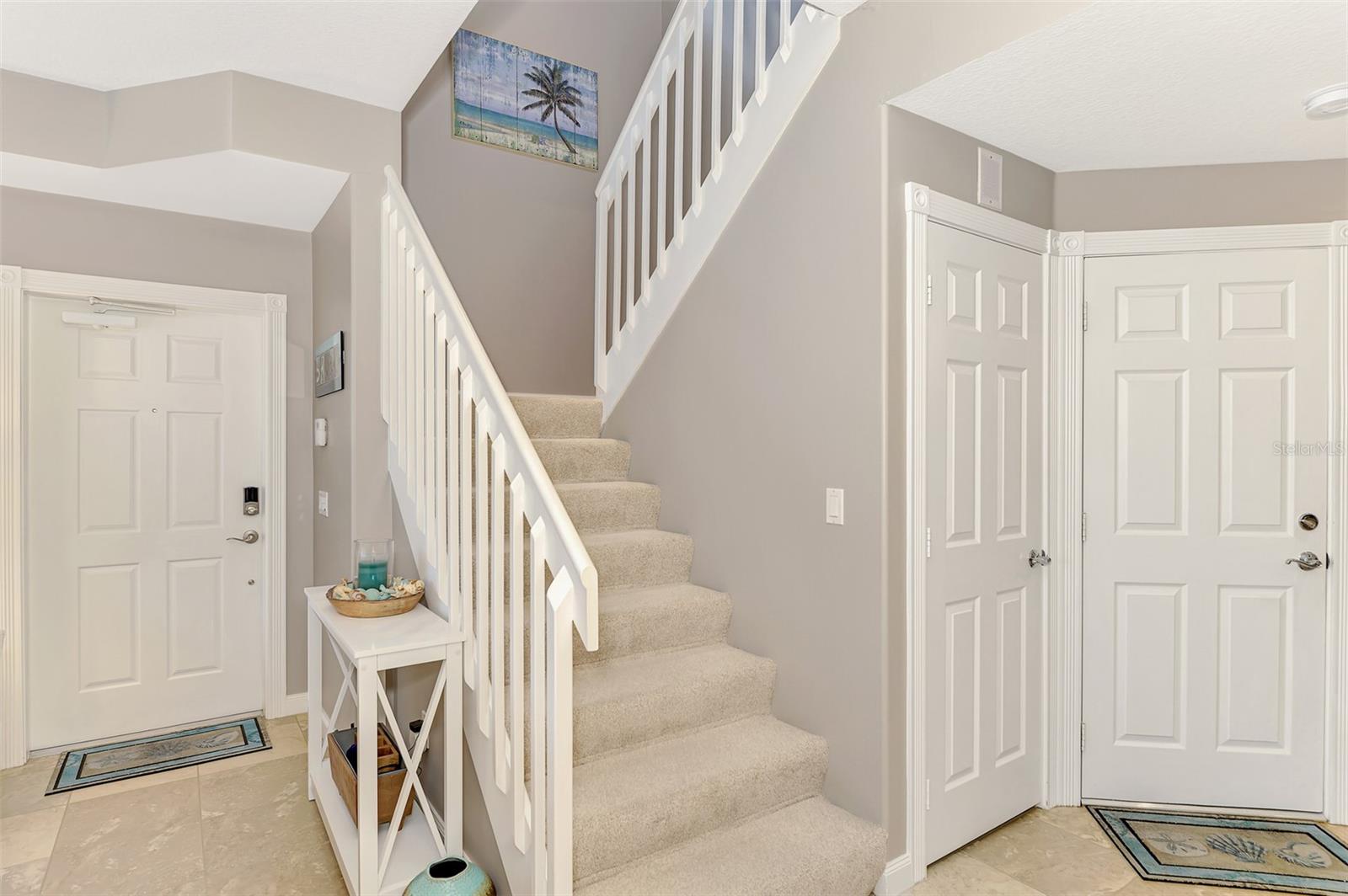 1518 BURGOS DR, SARASOTA, FL, 34238