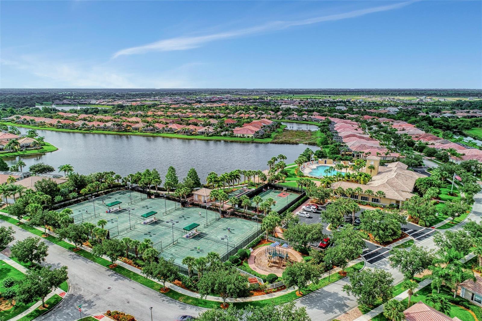 1518 BURGOS DR, SARASOTA, FL, 34238