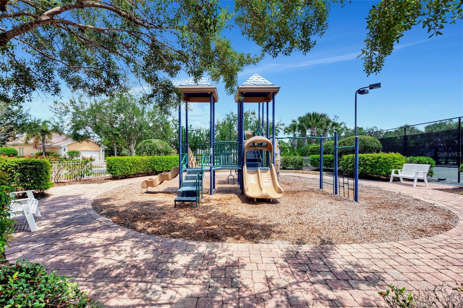 1518 BURGOS DR, SARASOTA, FL, 34238