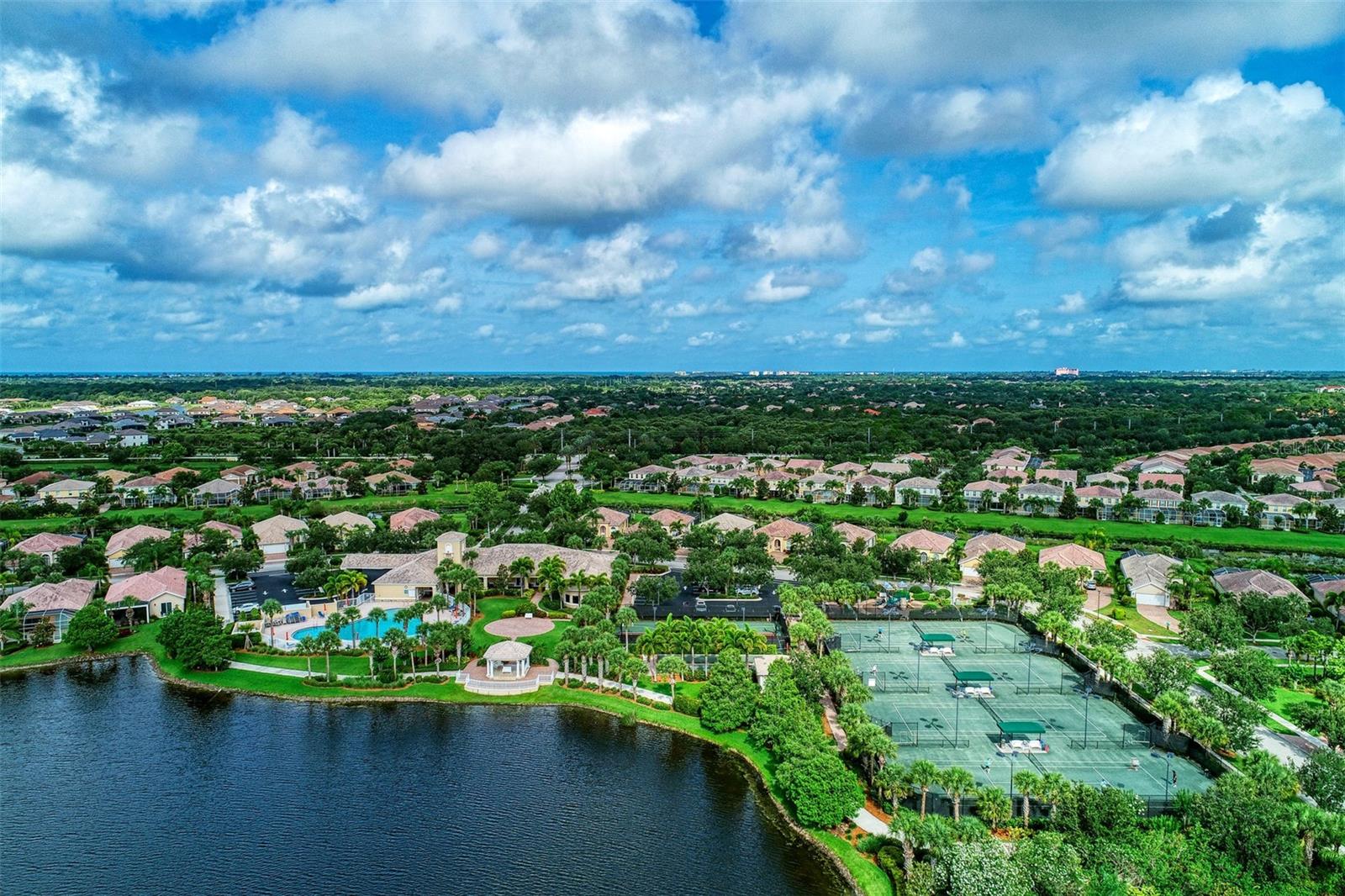 1518 BURGOS DR, SARASOTA, FL, 34238