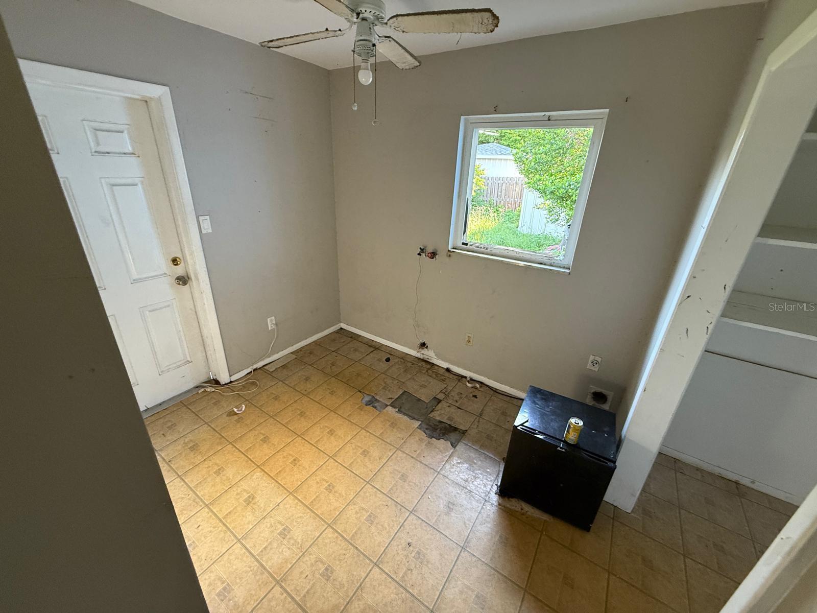 1105 CONNECTICUT RD, TARPON SPRINGS, FL, 34689