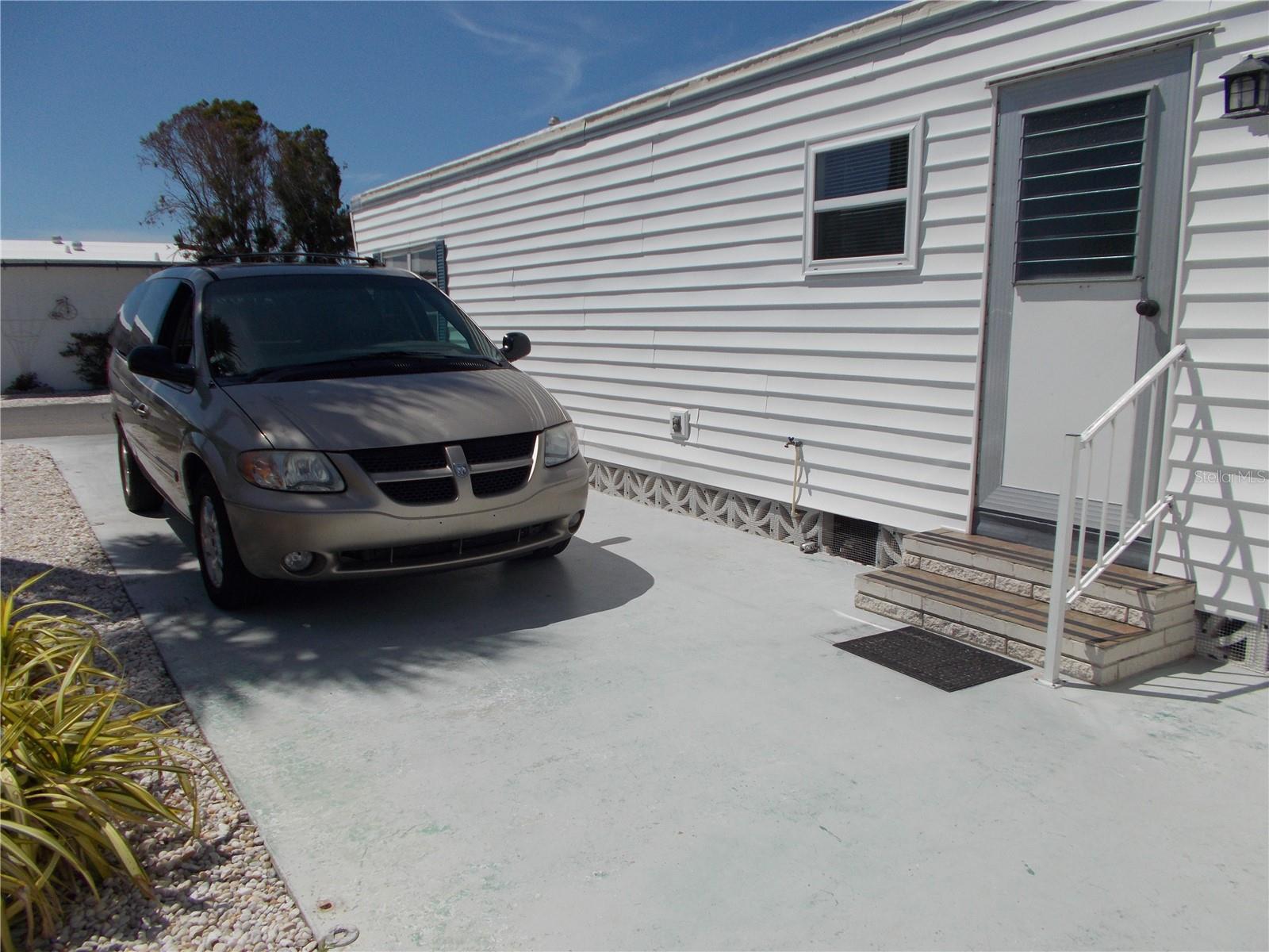 748 ROMA RD, VENICE, FL, 34285