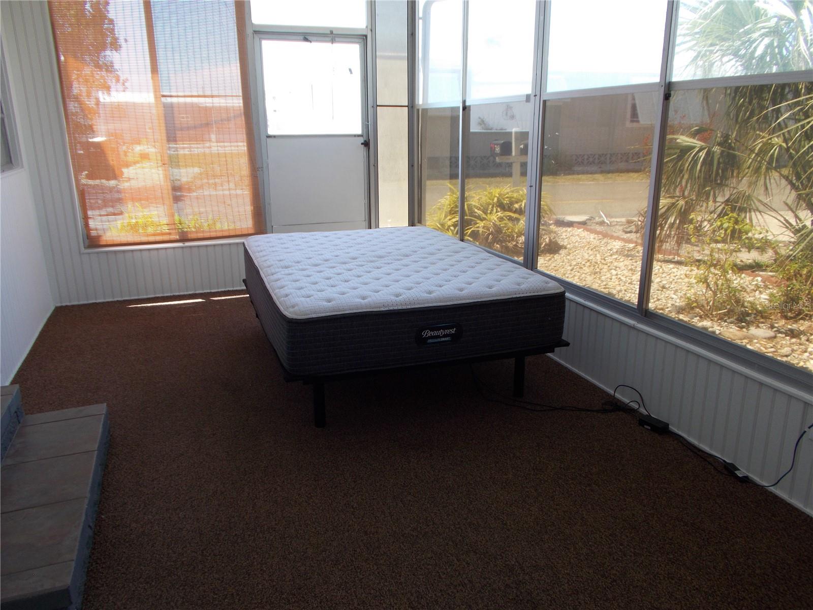 748 ROMA RD, VENICE, FL, 34285