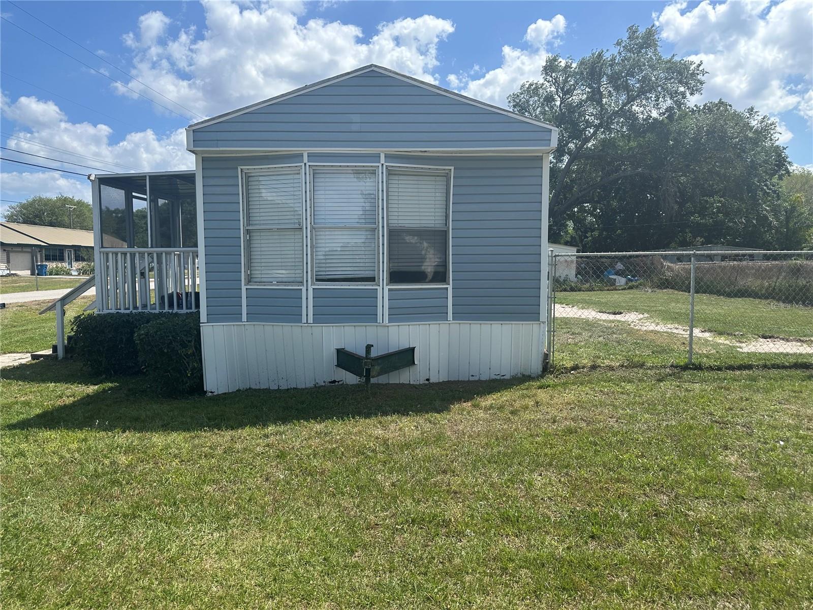 325 PINE AVE, POLK CITY, FL, 33868
