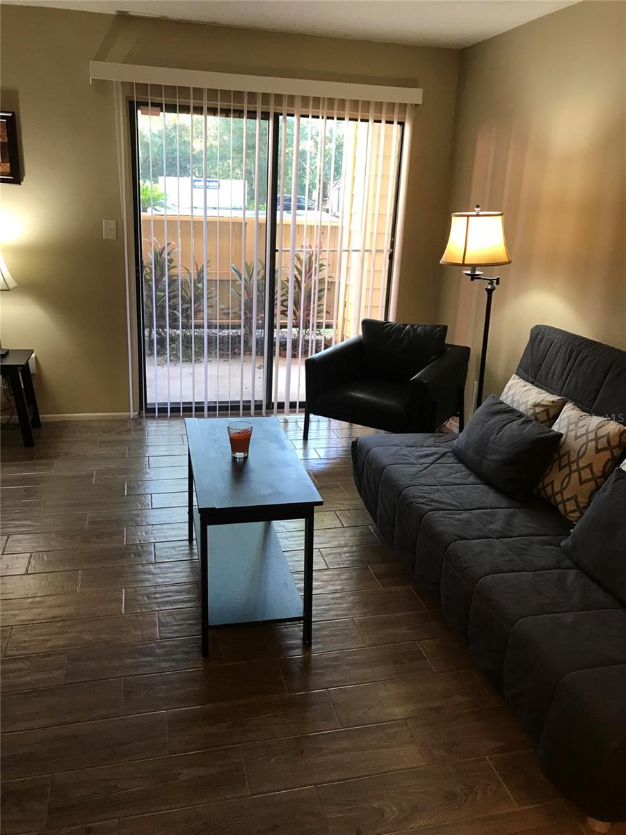8653 FANCY FINCH DR #102, TAMPA, FL, 33614