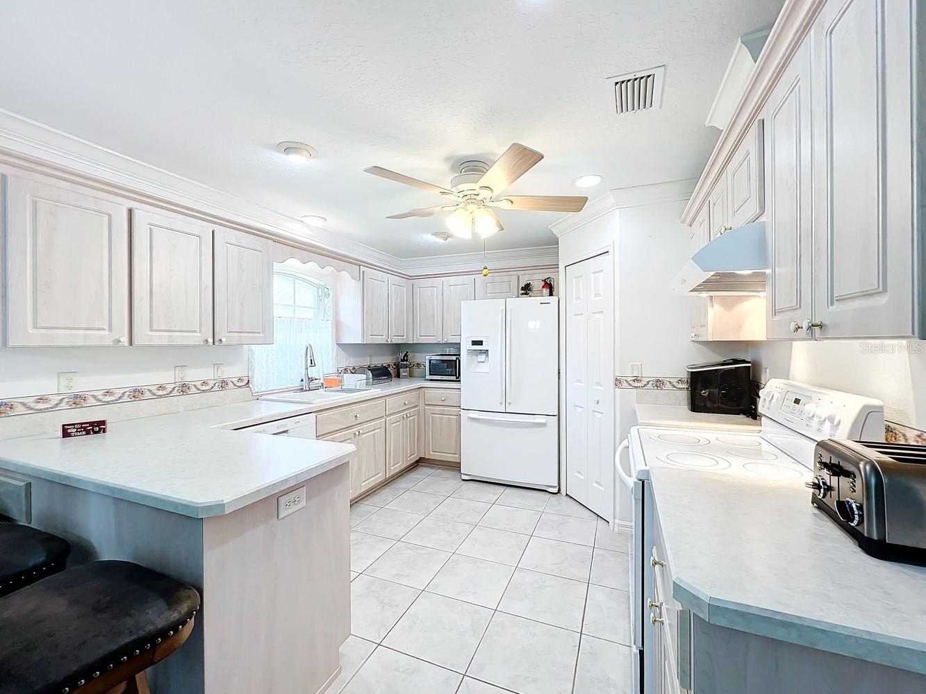 21749 KING JOHN ST, LEESBURG, FL, 34748