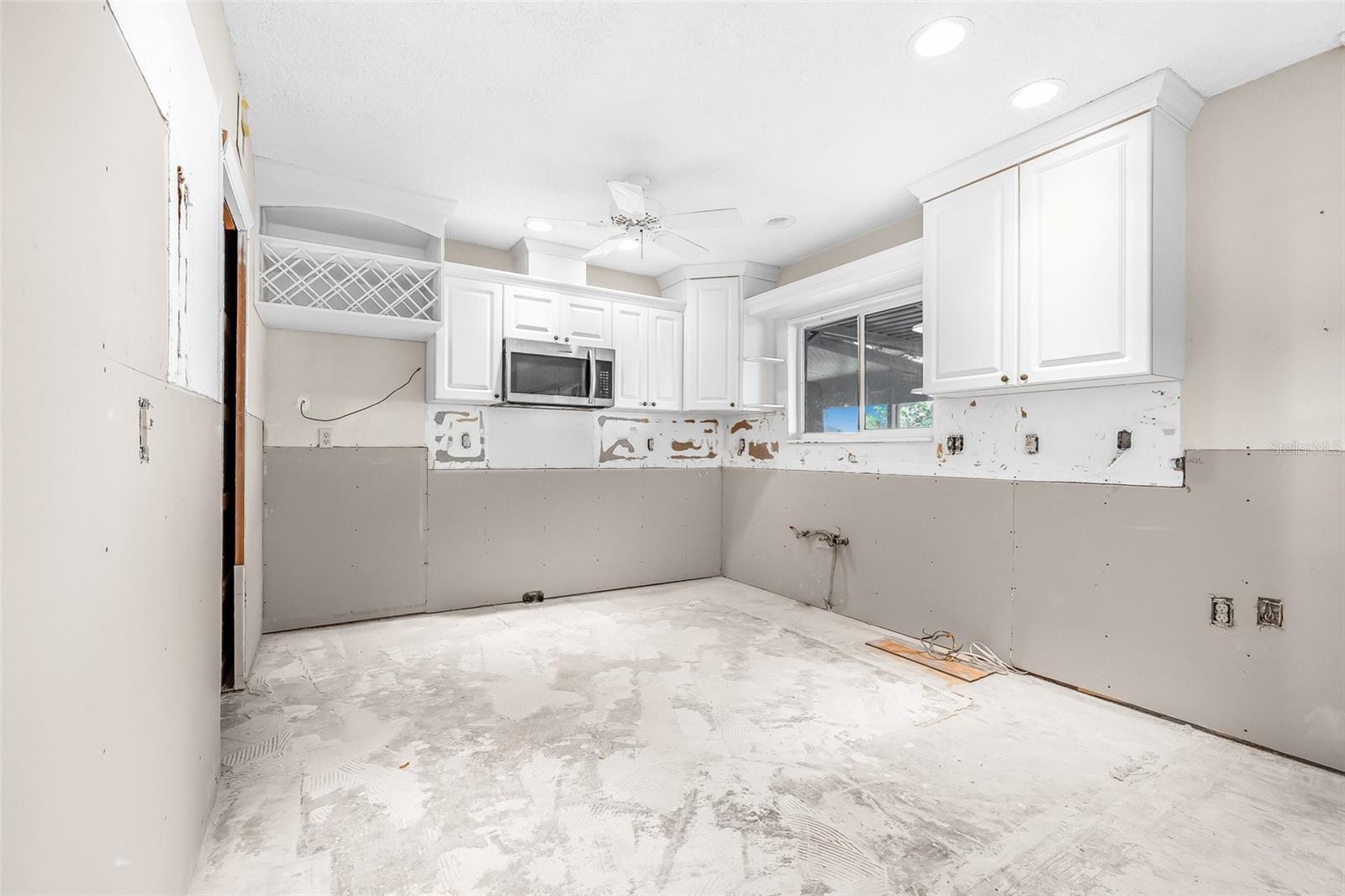 6497 CAPE HATTERAS WAY NE #3, ST PETERSBURG, FL, 33702