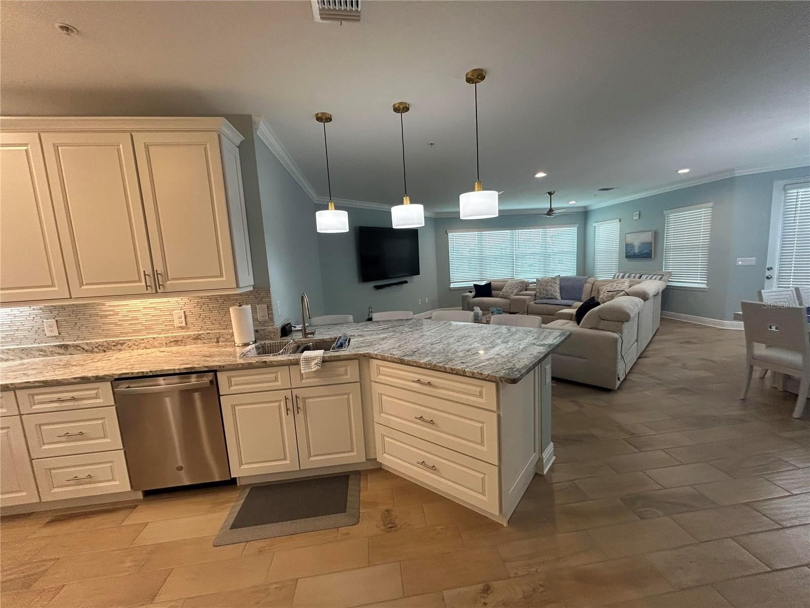 3426 79TH STREET CIR W #203, BRADENTON, FL, 34209