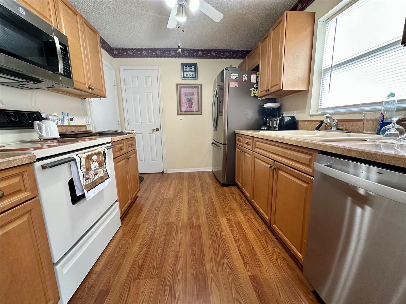 728 RAMIREZ AVE, THE VILLAGES, FL, 32159