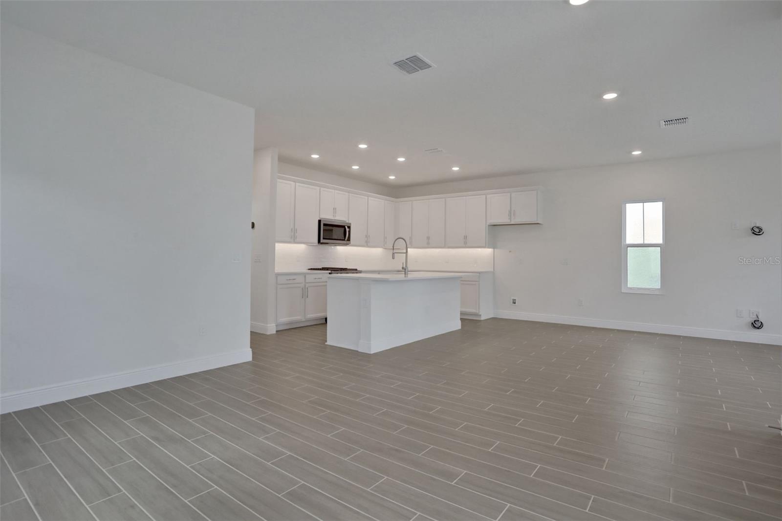 204 EAGLESTON LN, LAKEWOOD RANCH, FL, 34240