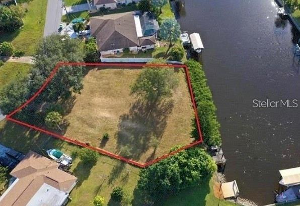 550 E TARPON BLVD NW, PORT CHARLOTTE, FL, 33952