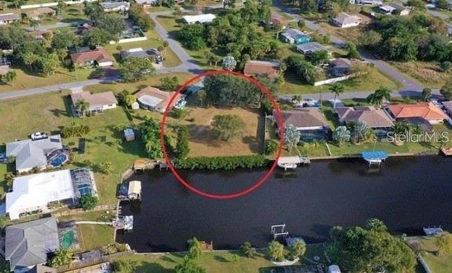 550 E TARPON BLVD NW, PORT CHARLOTTE, FL, 33952