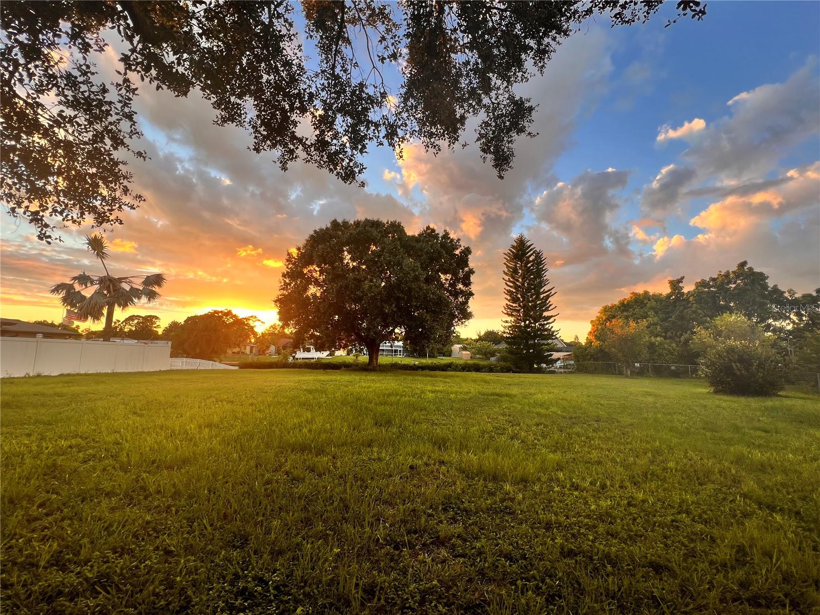 550 E TARPON BLVD NW, PORT CHARLOTTE, FL, 33952