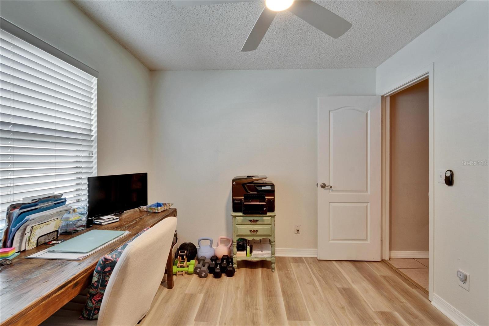 10717 DRUMMOND RD, TAMPA, FL, 33615