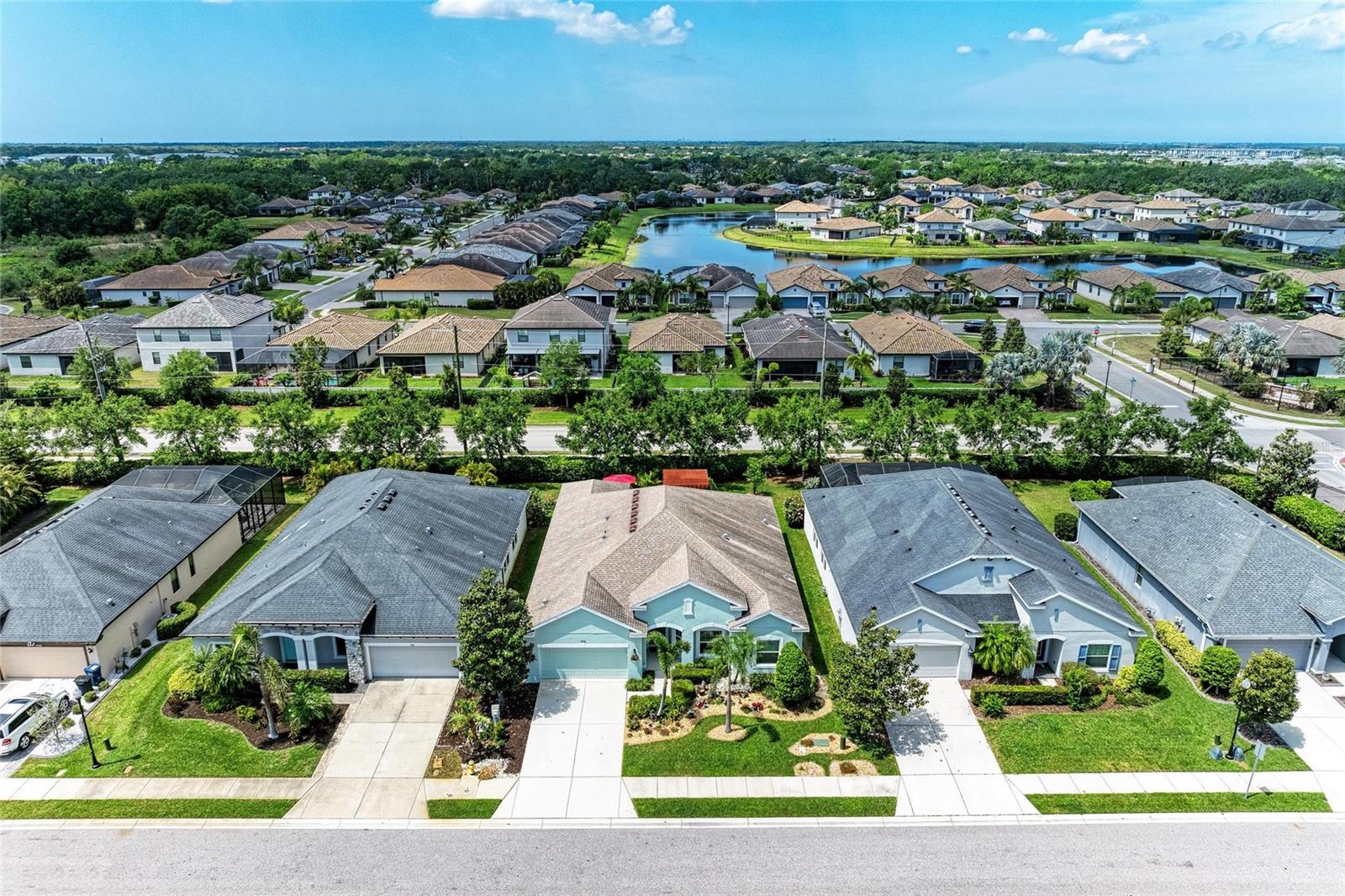 736 ROSEMARY CIR, BRADENTON, FL, 34212