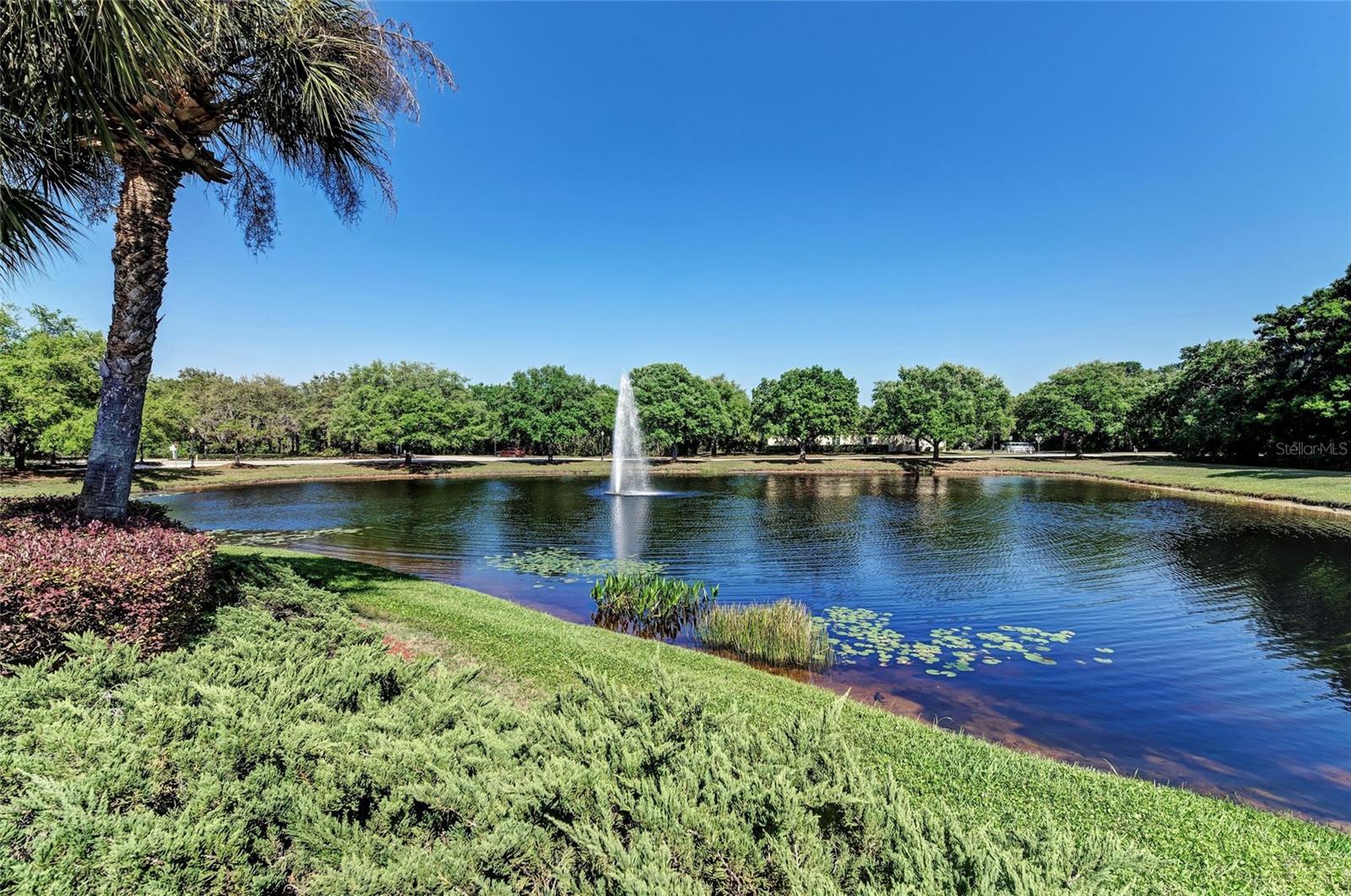 736 ROSEMARY CIR, BRADENTON, FL, 34212