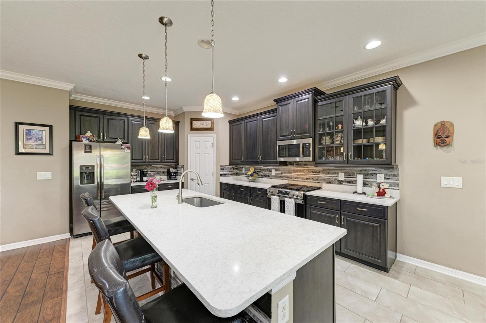 736 ROSEMARY CIR, BRADENTON, FL, 34212