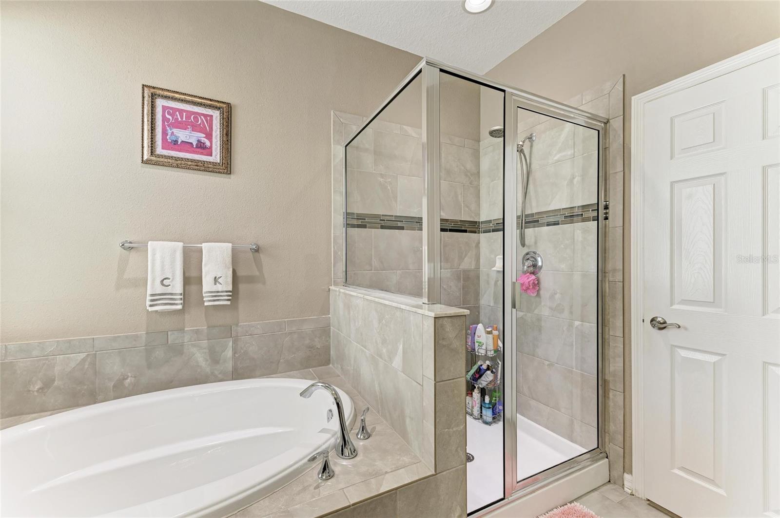 736 ROSEMARY CIR, BRADENTON, FL, 34212