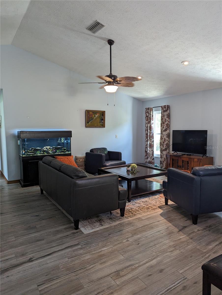 1003 N FRANKLIN ST, PLANT CITY, FL, 33563