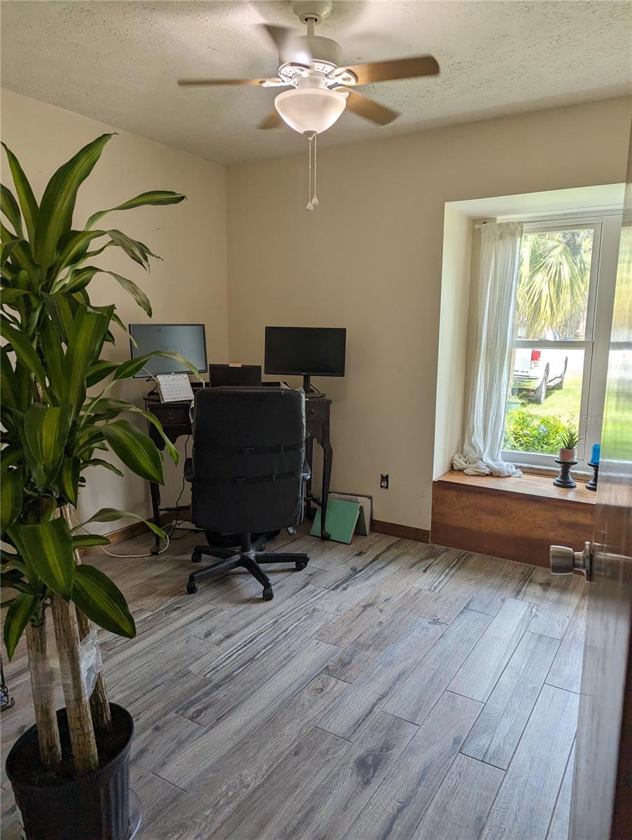 1003 N FRANKLIN ST, PLANT CITY, FL, 33563