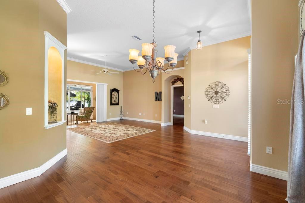 508 QUAIL LAKE DR, DEBARY, FL, 32713