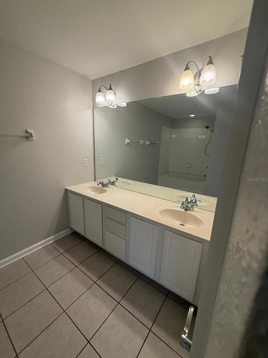 7054 CADIZ BLVD, ORLANDO, FL, 32819