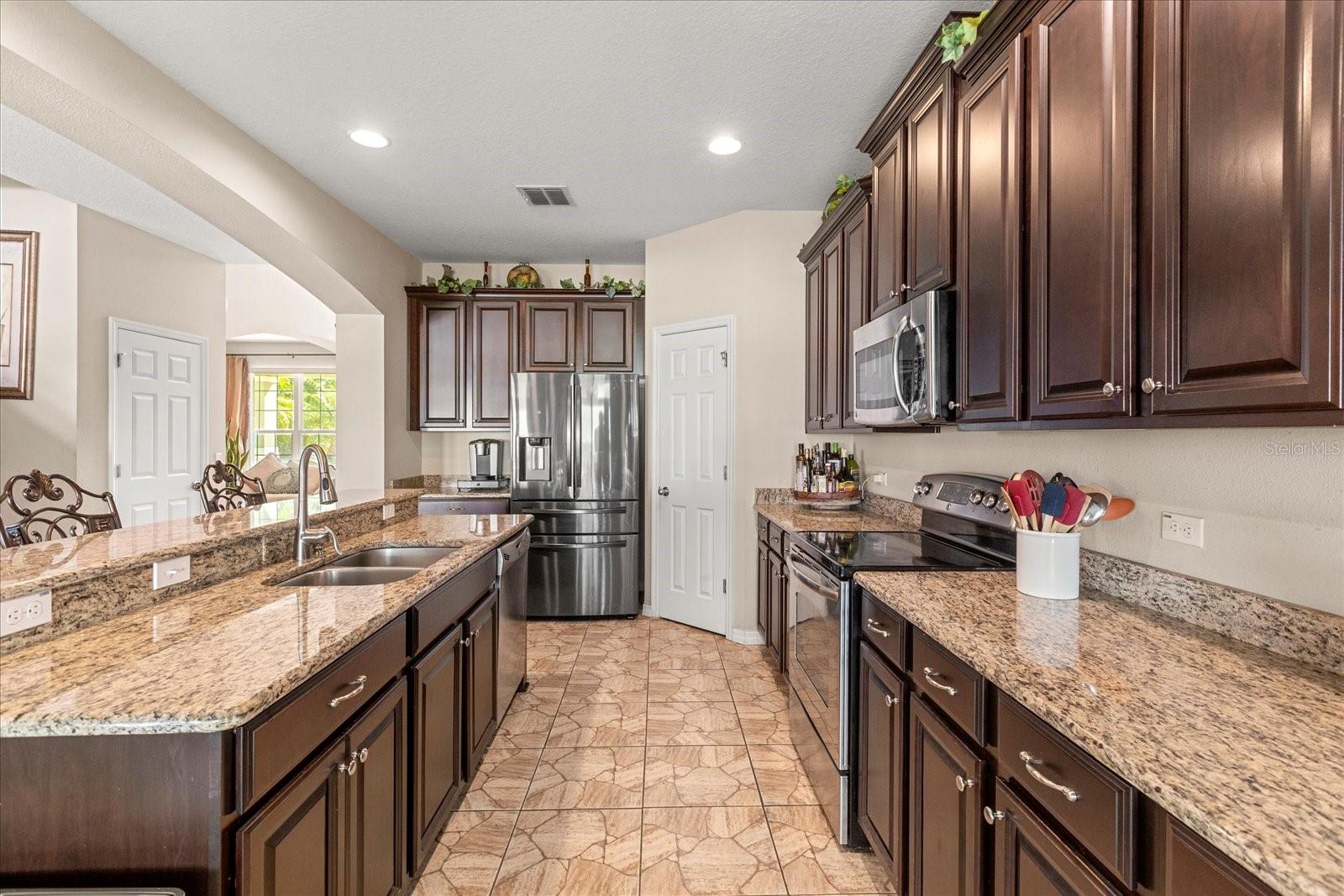 882 COUNTS CREST CIR, APOPKA, FL, 32712