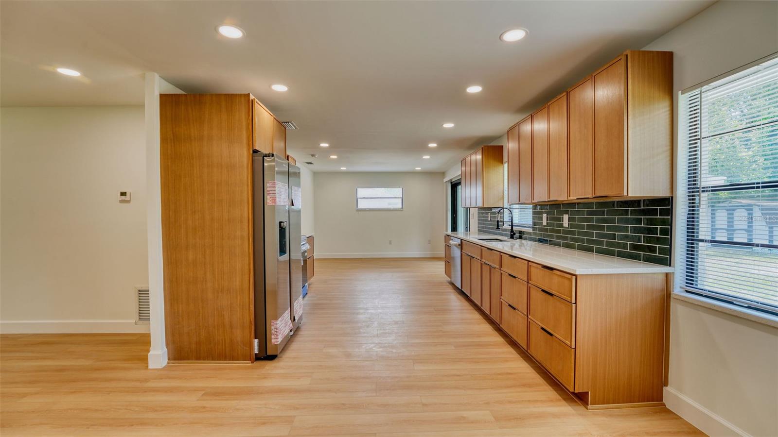 71 COMMUNITY DR, DEBARY, FL, 32713