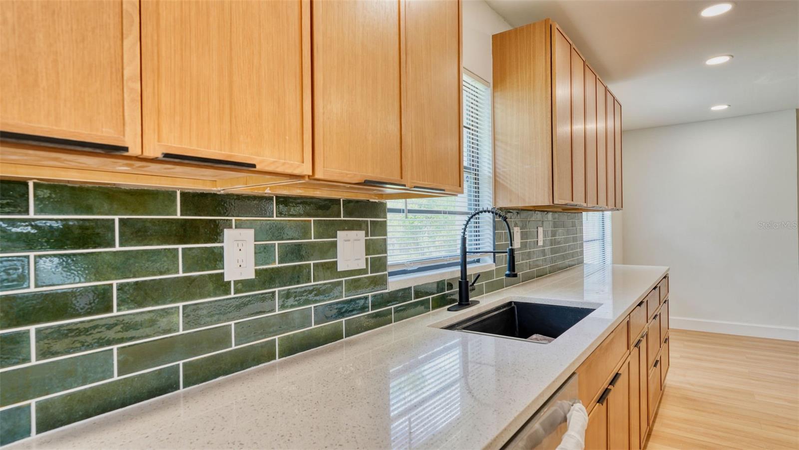 71 COMMUNITY DR, DEBARY, FL, 32713