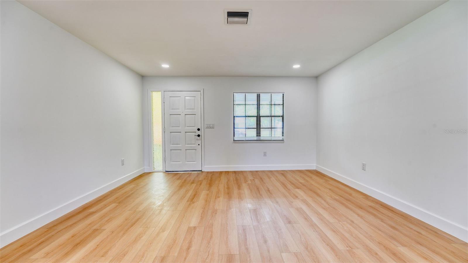 71 COMMUNITY DR, DEBARY, FL, 32713