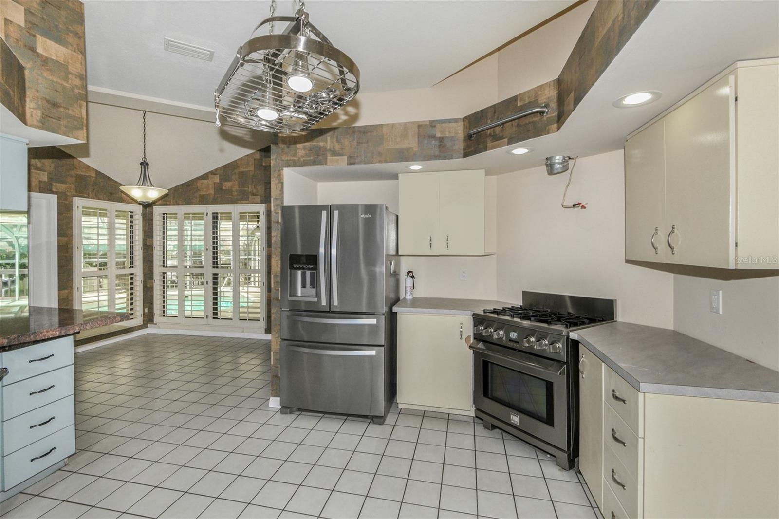 750 NW SNUG HARBOR RD, CRYSTAL RIVER, FL, 34428